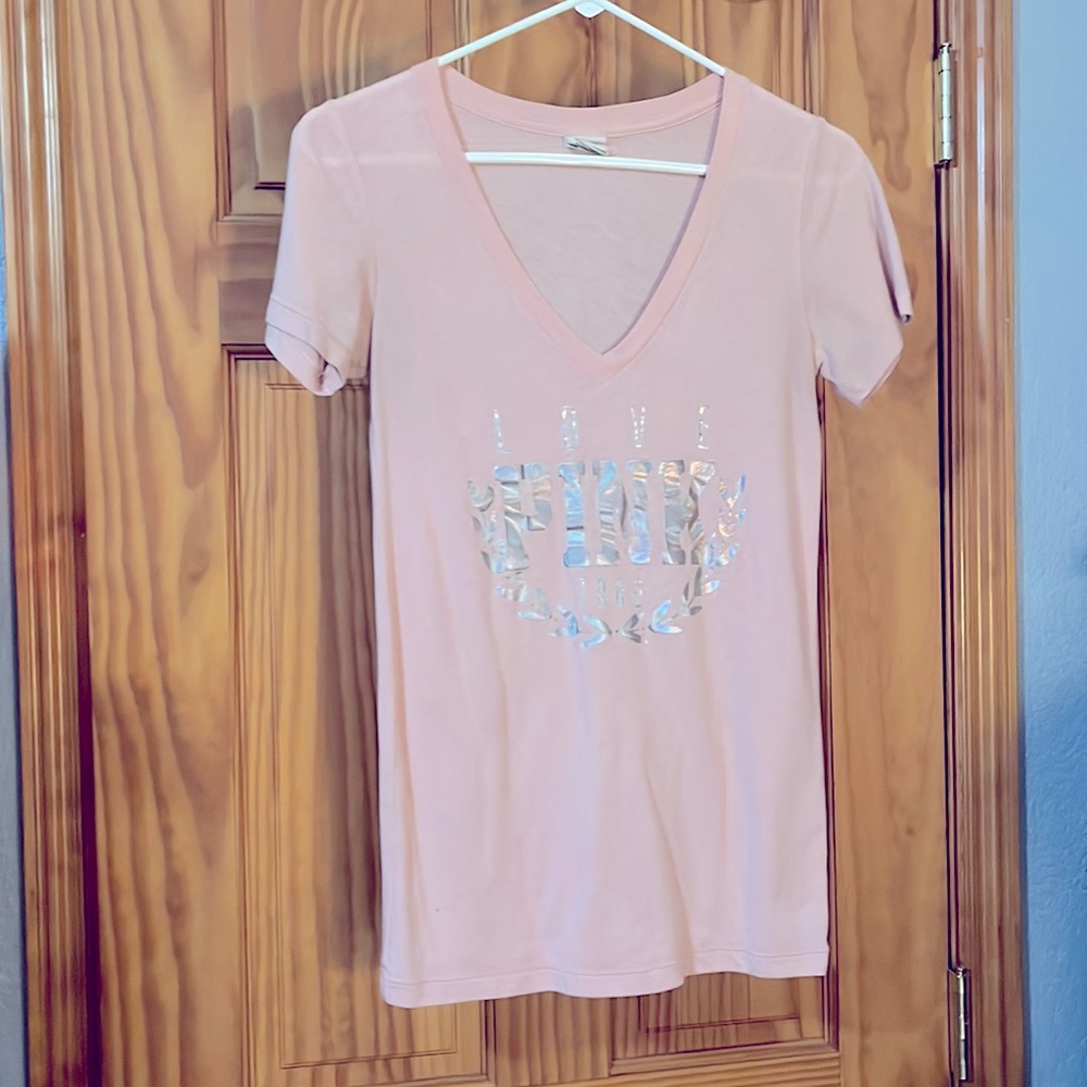 Pink Victorias Secret V-Neck cotton t-shirt.